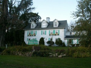 HOME SWEET HOME: Stony Brook's Country House Restaurant is said to be the residence of several spirits, including Annette Williamson, who is believed to have been murdered in one of its many rooms during the Revolutionary War.