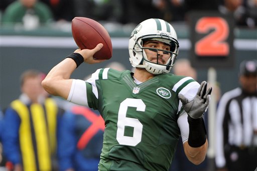 New York Jets quarterback Mark Sanchez (6) throws a pass against the Arizona Cardinals during the first half of an NFL football game, Sunday, Dec. 2, 2012, in East Rutherford, N.J. (AP Photo/Bill Kostroun)