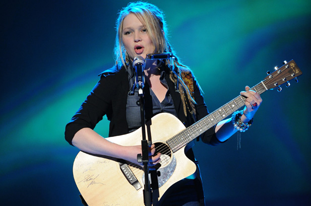 Crystal Bowersox: Crystal Bowersox New Album Farmer’s Daughter