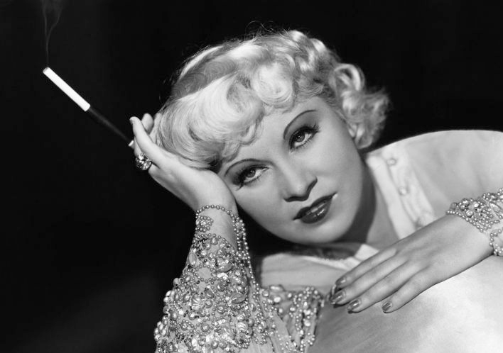 Mae West : Independent Woman Icon