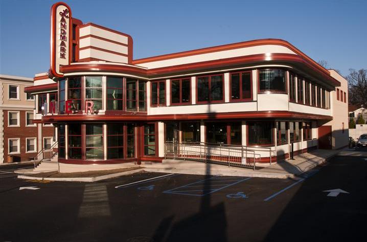 Long Island’s 10 Best Handheld Dishes Of 2010