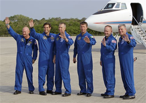 Shuttle Astronauts Bid Farewell to Space Station