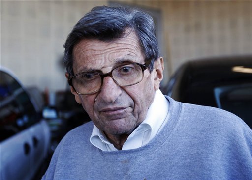 Joe Paterno Has Lung Cancer, Son Says