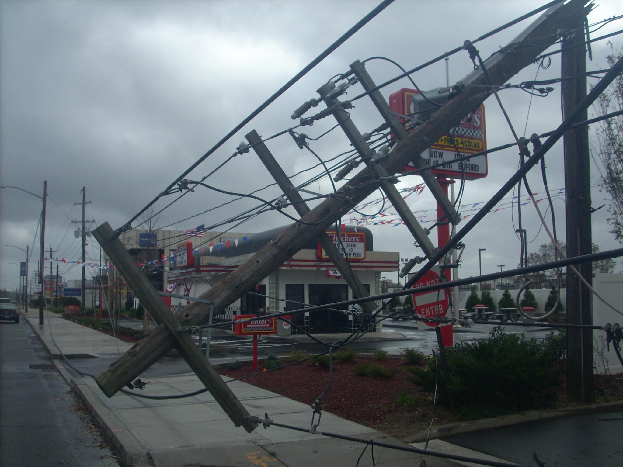 The scene outside Checkers Drive-In on Sunrise Highway in Massapequa following a visit from Hurricane Sandy. (Christopher Twarowski/Long Island Press)